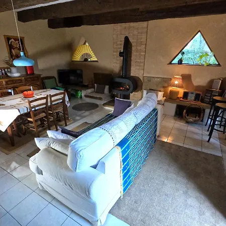 度假居 Maison De Ferme, Prairies Sur La Colline, Etang Lanuejouls-et-Privezac