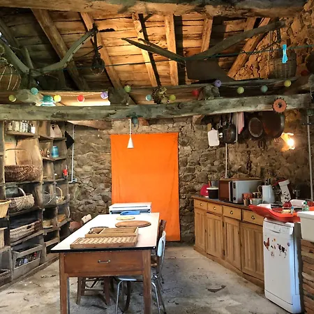 Maison De Ferme, Prairies Sur La Colline, Etang 度假居 *