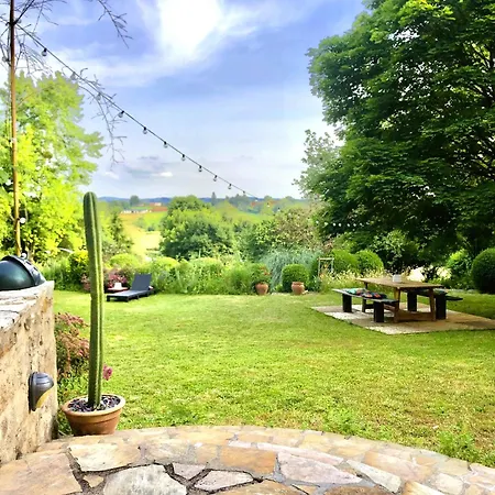 Σπίτι διακοπών Maison De Ferme, Prairies Sur La Colline, Etang Lanuejouls-et-Privezac