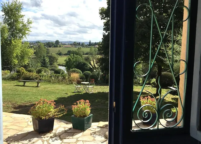 Dom wakacyjny Maison De Ferme, Prairies Sur La Colline, Etang Lanuejouls-et-Privezac