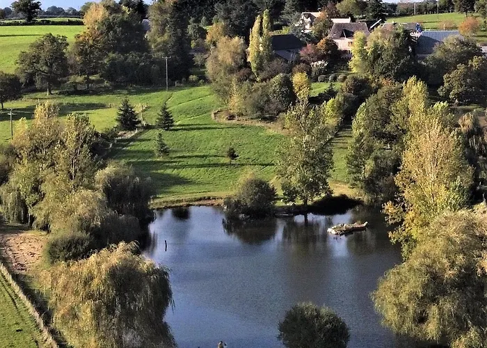 Dom wakacyjny Maison De Ferme, Prairies Sur La Colline, Etang Lanuejouls-et-Privezac